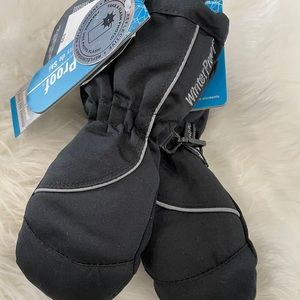 WinterProof kids ski gloves, black
